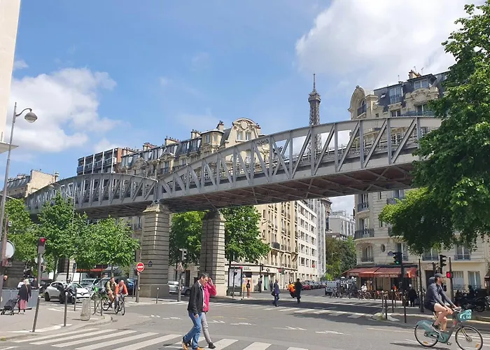 Sejour A Paris - Le Nid Douillet D\'Olivier A 5 Minutes De La Tour Eiffel